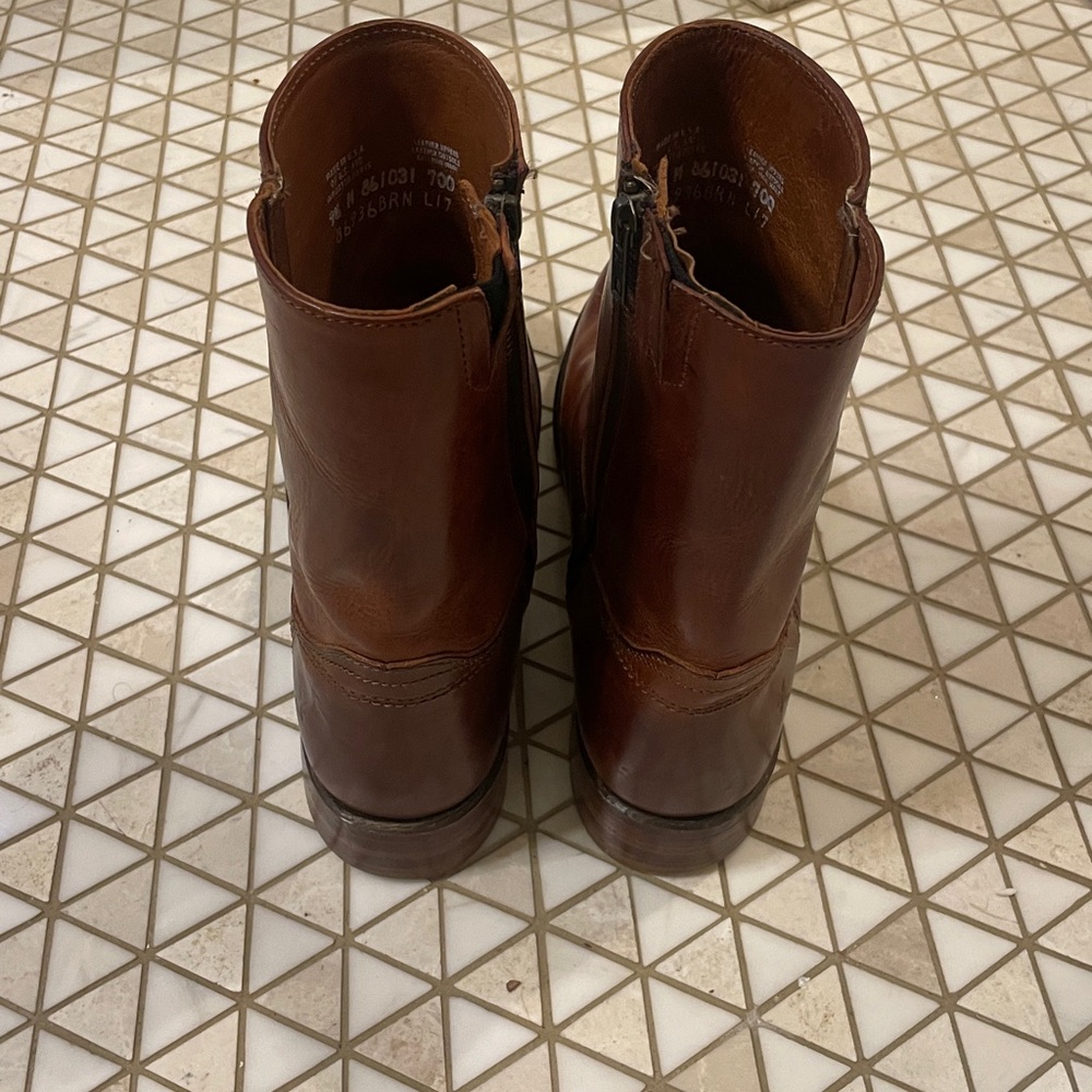 Frye Men’s Campus Boots Cognac Brown Leather Inside Zip Size 9.5 - Picture 5 of 11